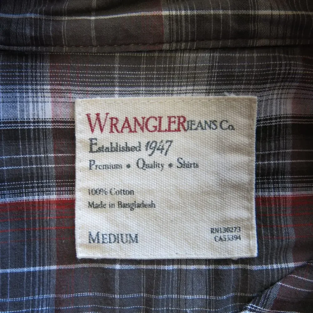 WRANGLER JEANS CO Button Down Plaid Shirt Size M Men Long Sleeve Gray Red Multi